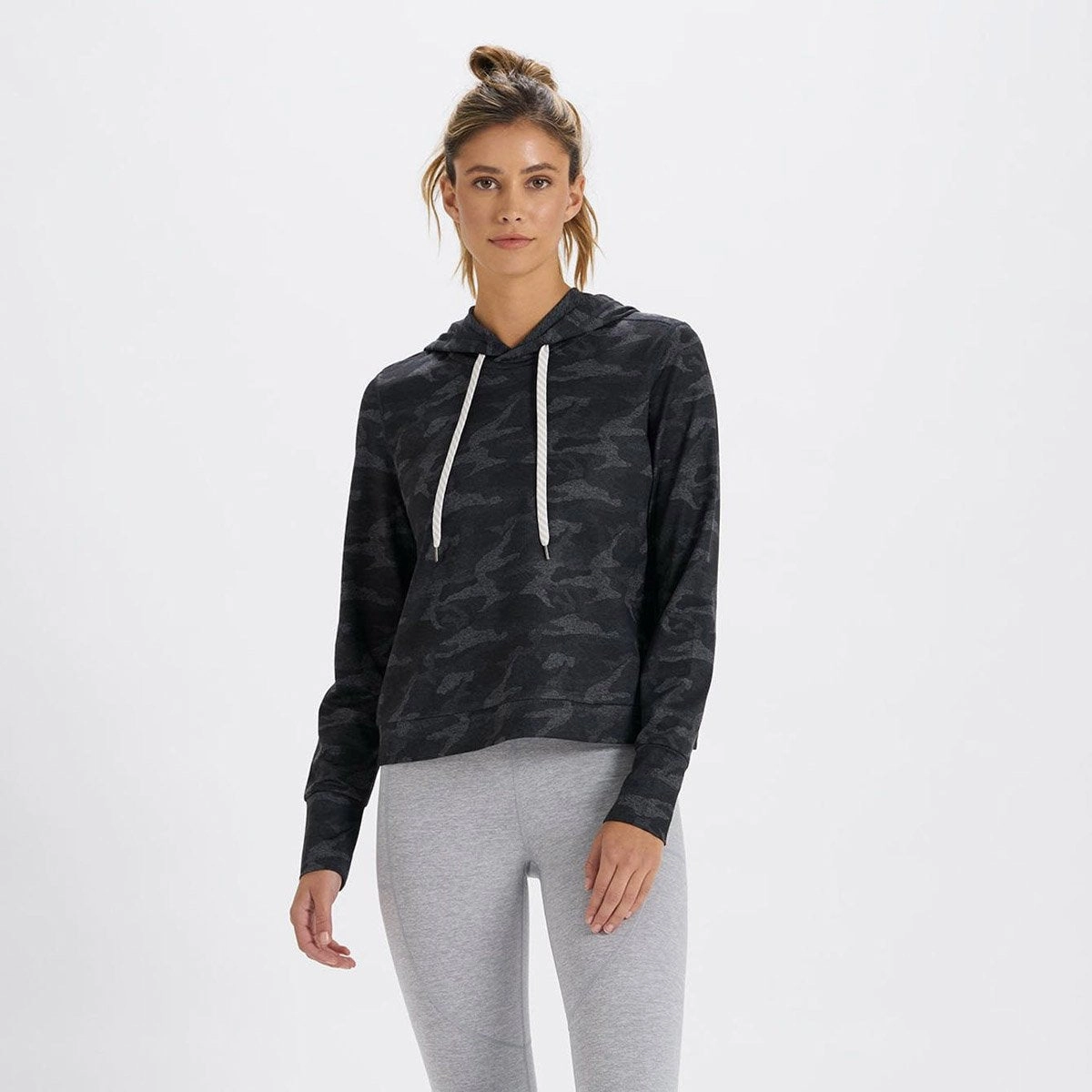 Women'S Halo Essential Hoodie Trending Now Discount
