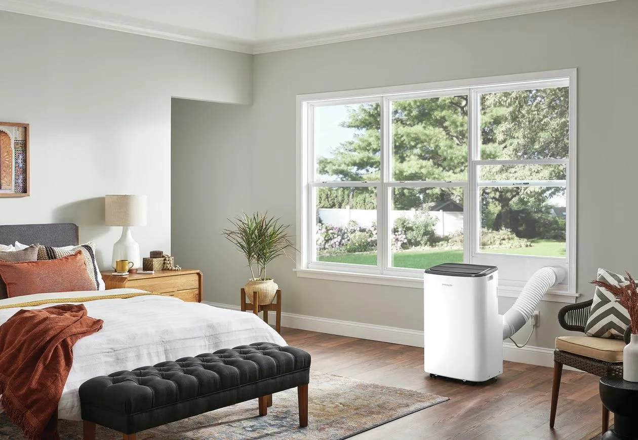 Frigidaire FHPC102AC1 Frigidaire 10,000 Btu 3-In-1 Portable Room Air Conditioner