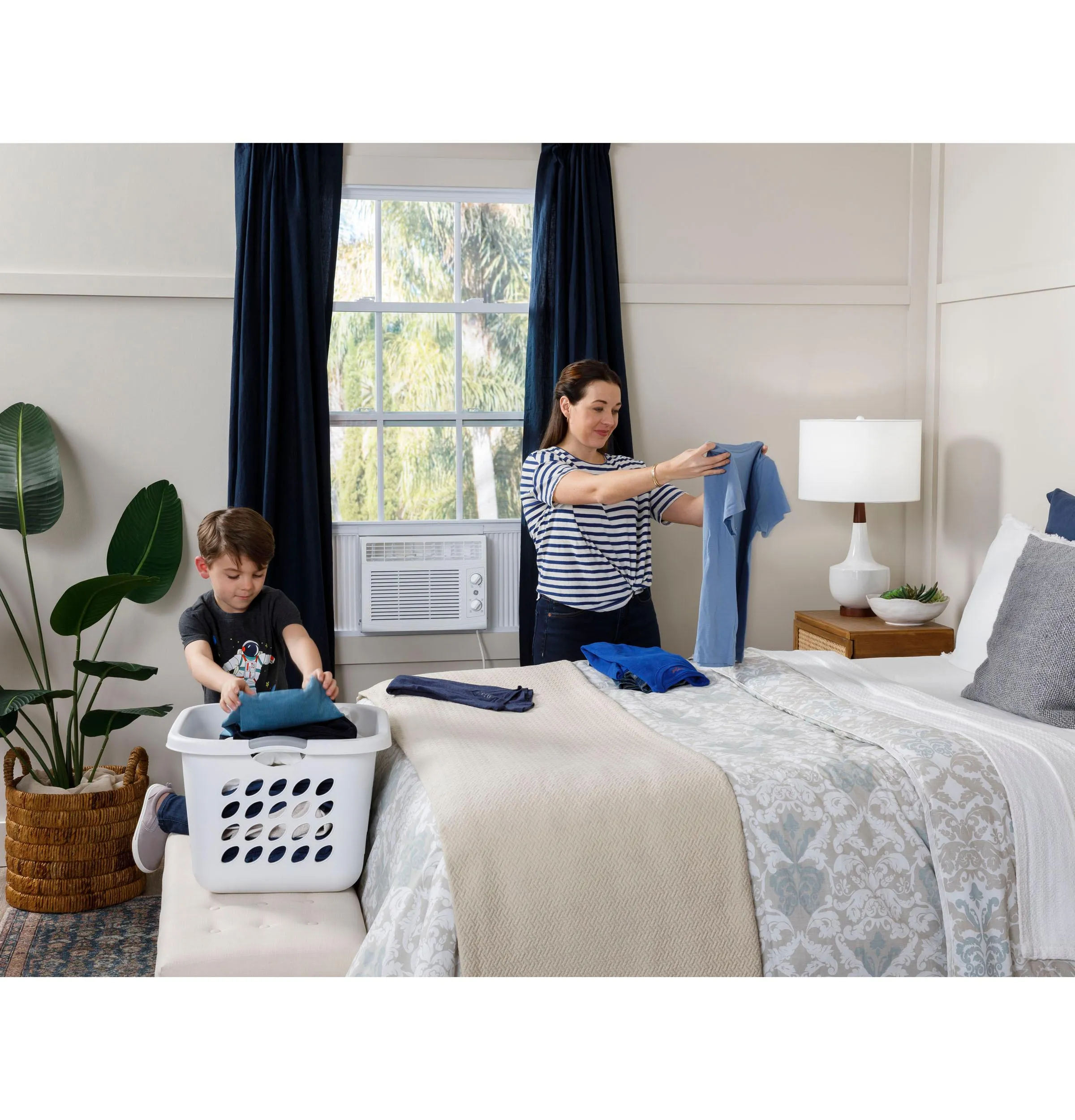 Ge Appliances AHEC05AC Ge? 5,000 Btu Mechanical Window Air Conditioner For Small Rooms Up To 150 Sq Ft.