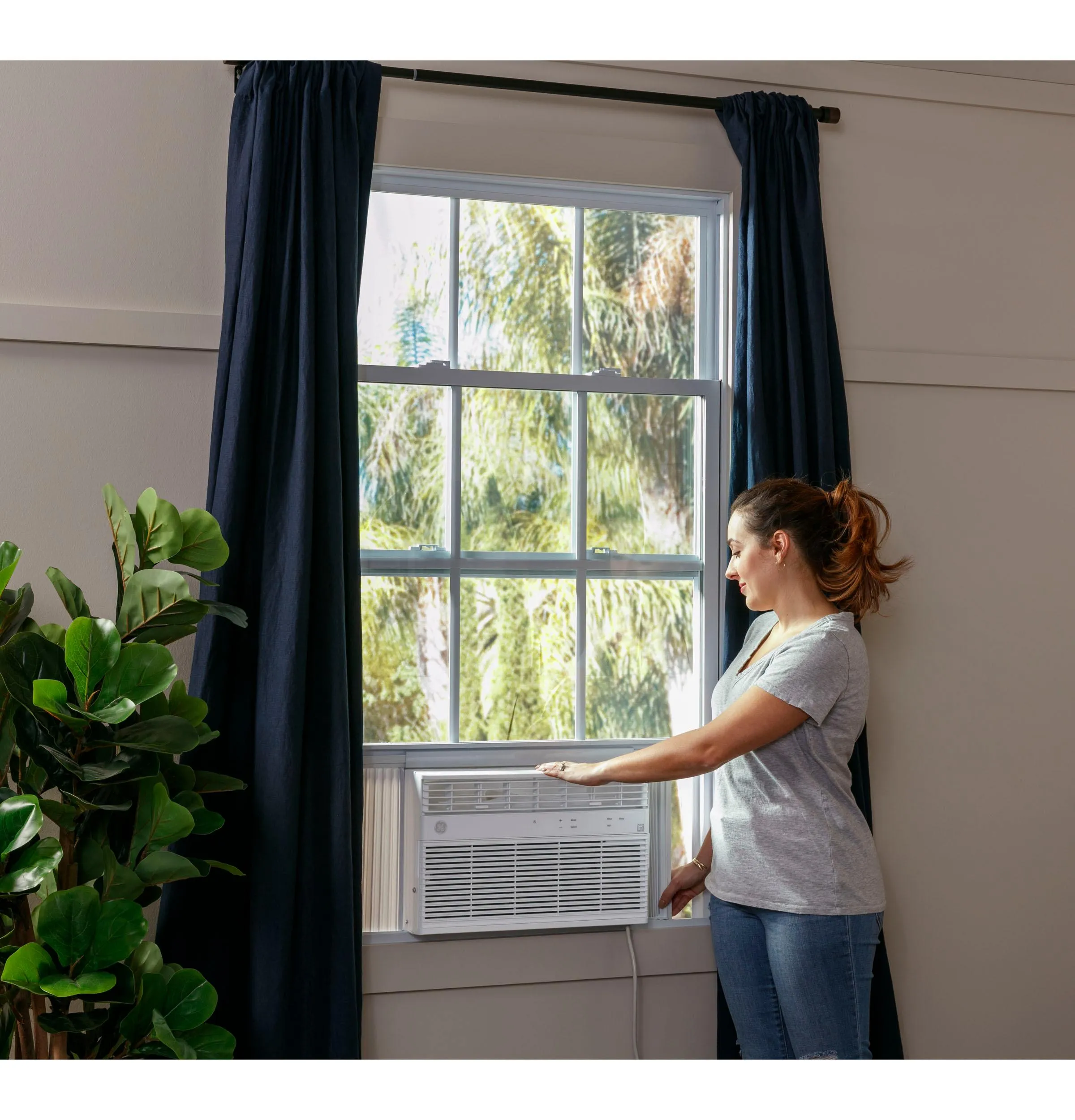Ge Appliances AHEK10AC Ge? Energy Star? 10,000 Btu Smart Electronic Window Air Conditioner For Medium Rooms Up To 450 Sq. Ft.
