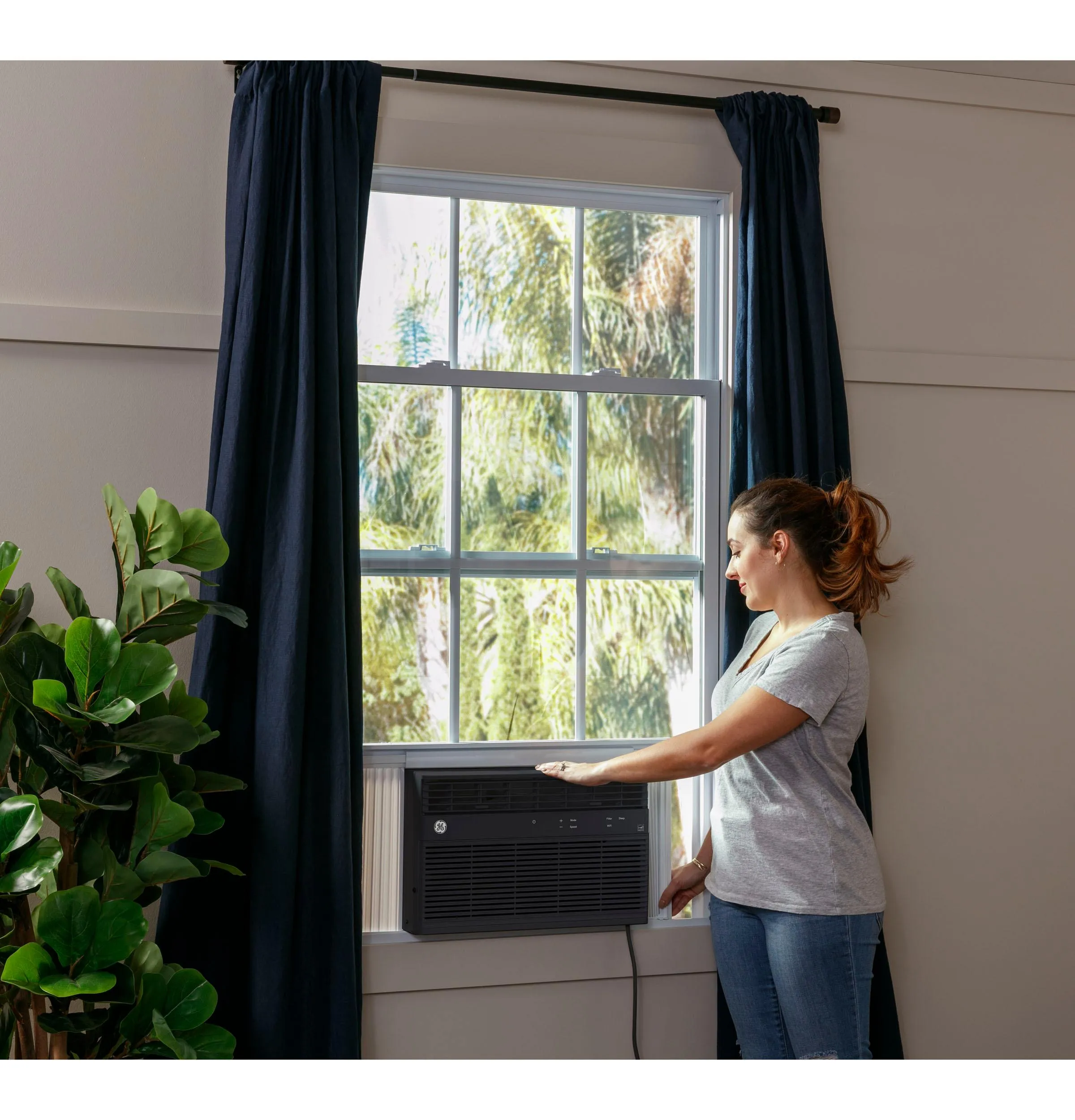 Ge Appliances AHEU08BC Ge? Energy Star? 8,000 Btu Smart Electronic Window Air Conditioner For Medium Rooms Up To 350 Sq. Ft., Black