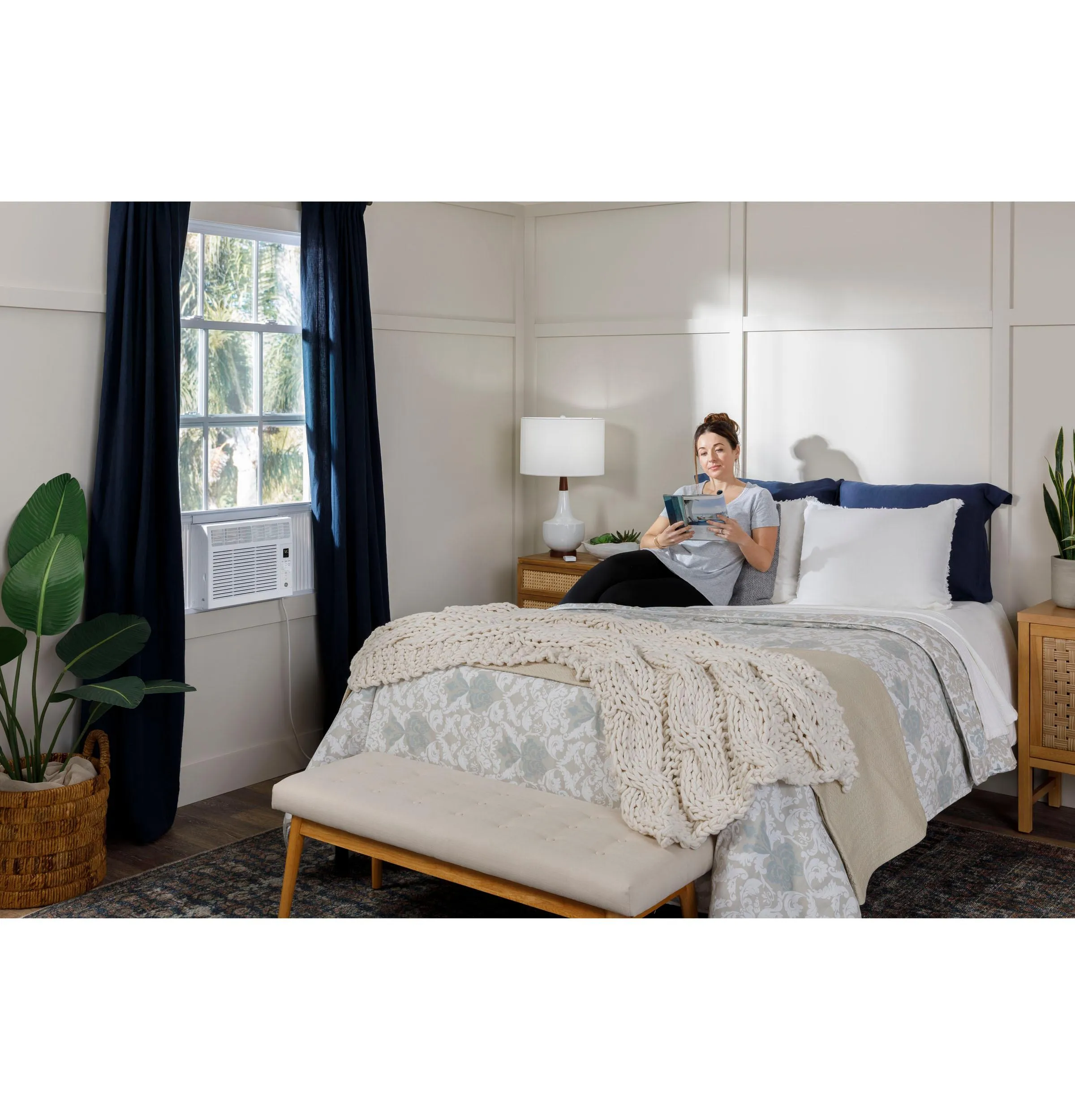 Ge Appliances AHW06LZ Ge? 6,000 Btu Electronic Window Air Conditioner For Small Rooms Up To 250 Sq Ft.