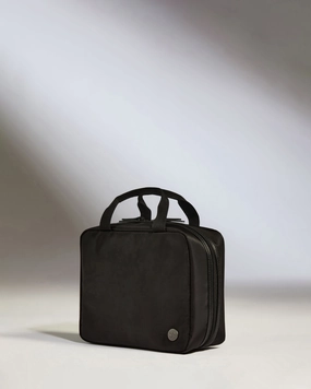 Hanging Toiletry Bag In Black - Chelsea Hot Pick Sale Trending Savings Now