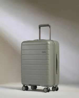 Stamford 2.0 Cabin In Field Green Hot Clearance Now