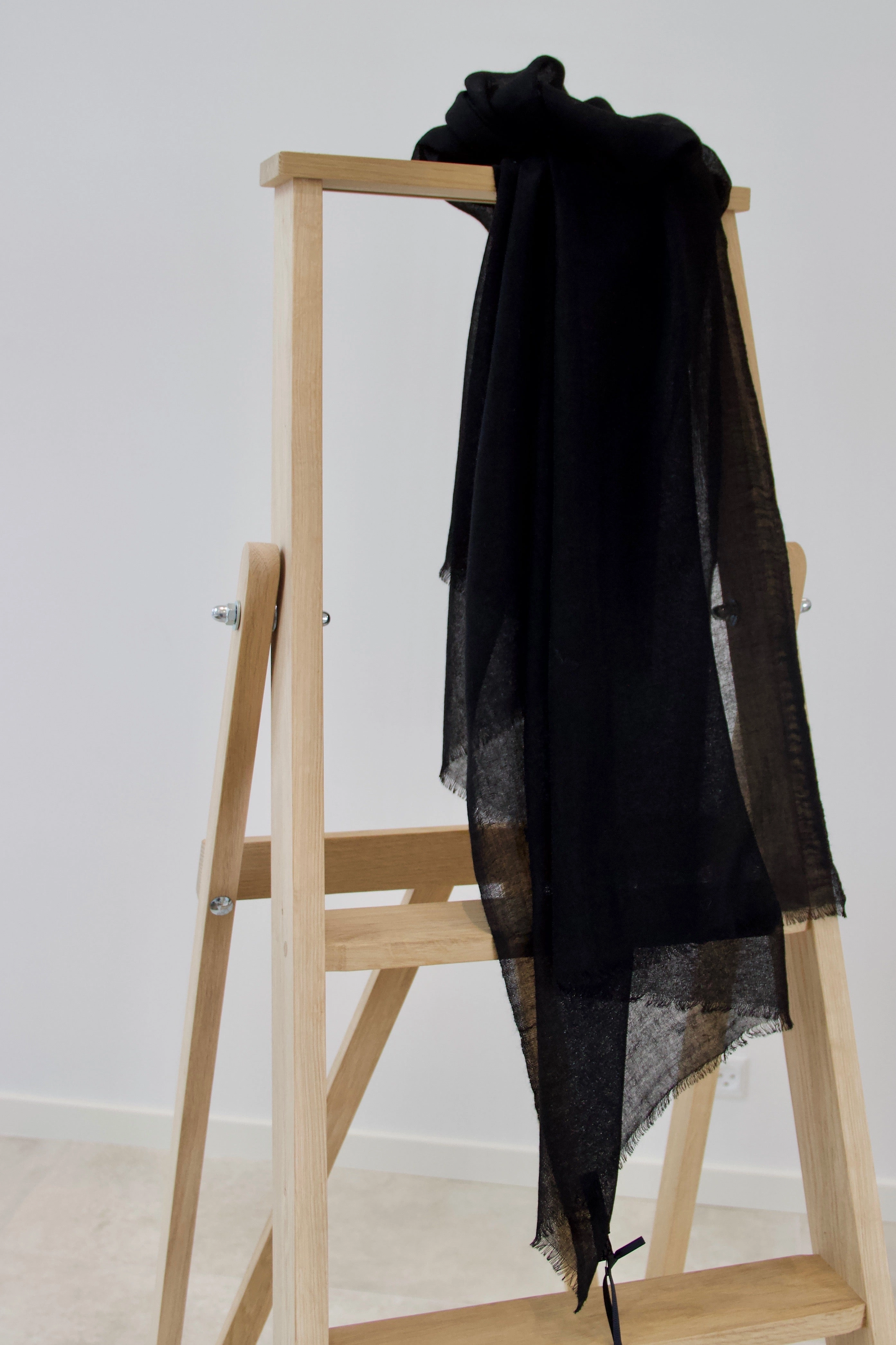 Black Wool Scarf In Pure New Wool Hot Pick Online Flash Pick Today