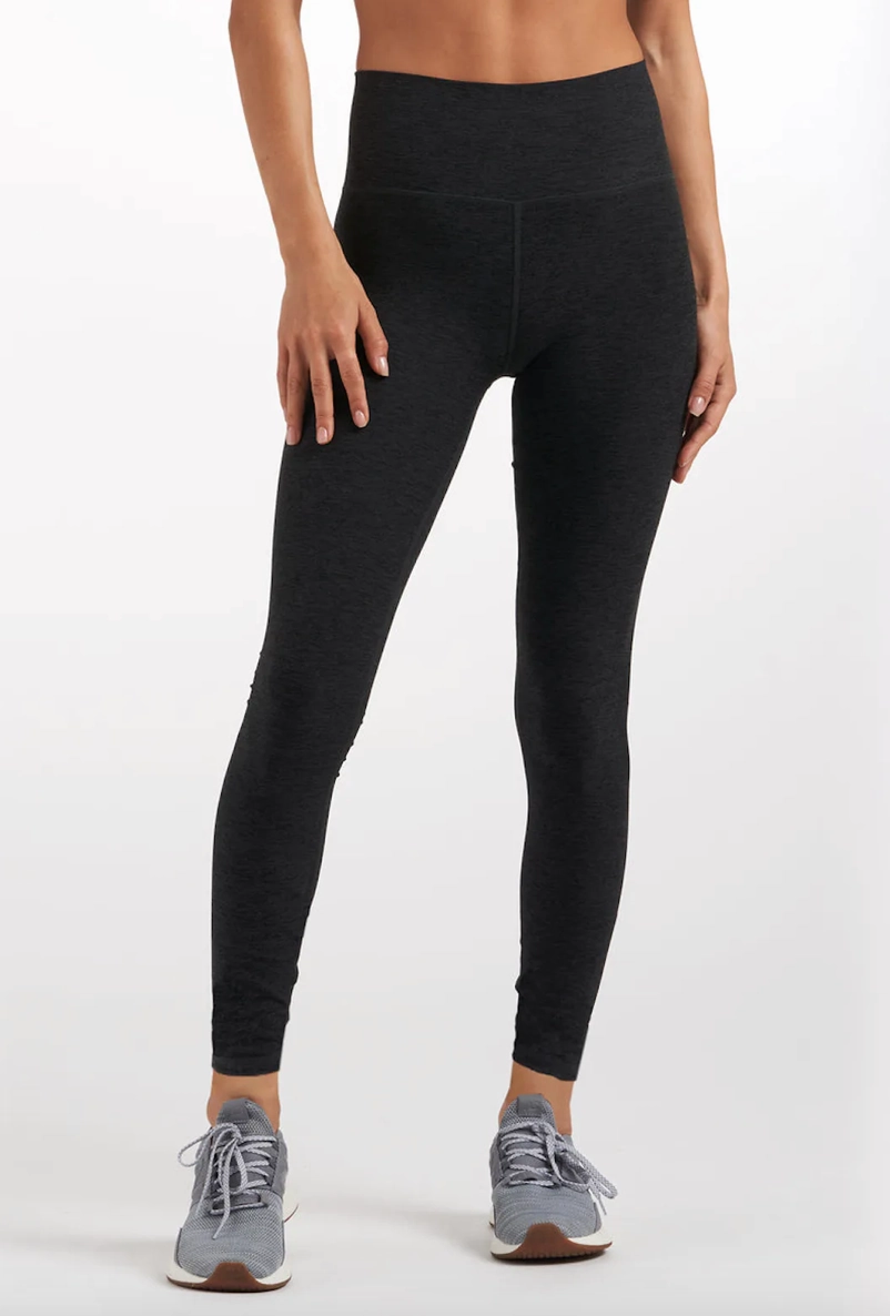 W Clean Elevation Legging Hot Deal Alert