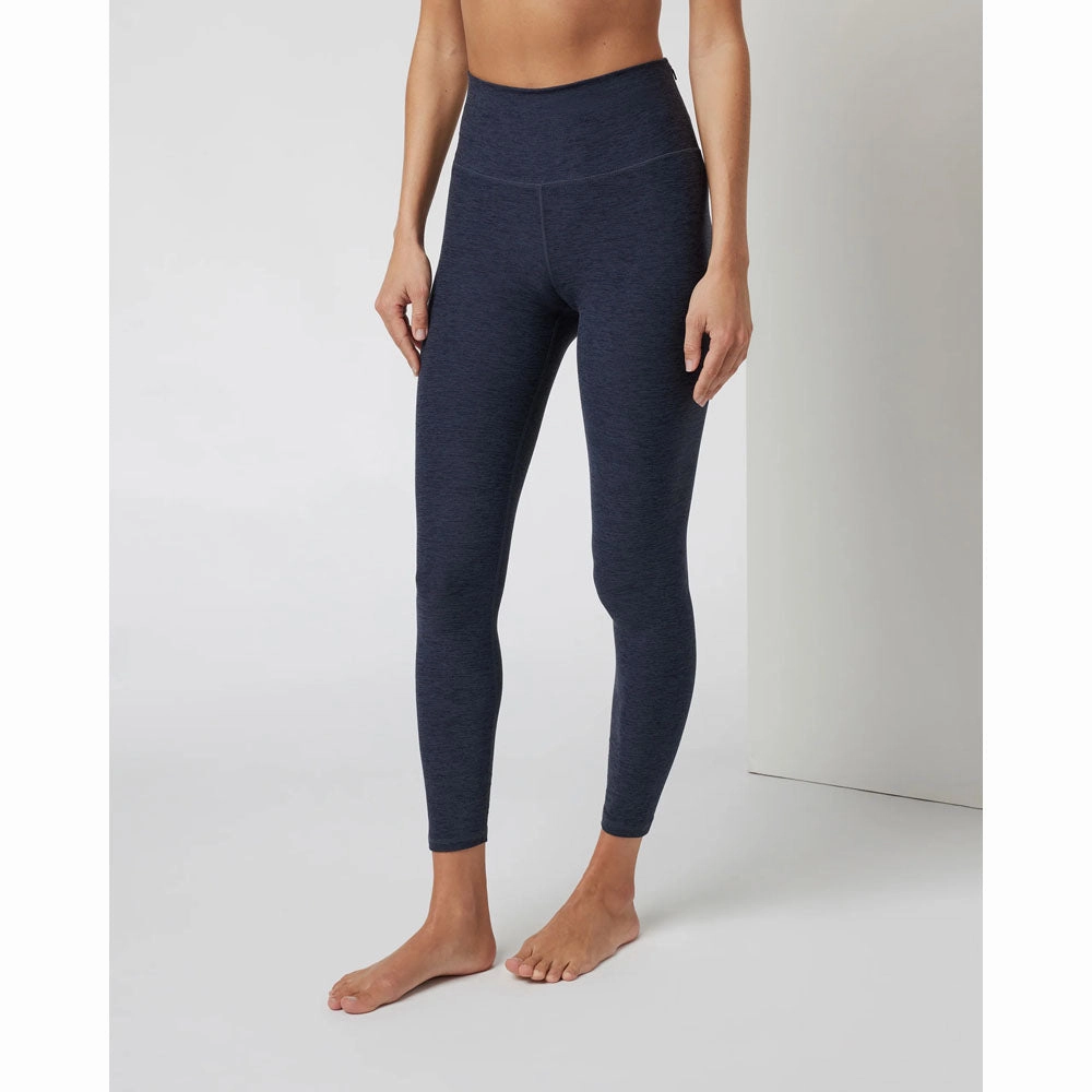 W Clean Elevation Legging MustHave Gift Ideas