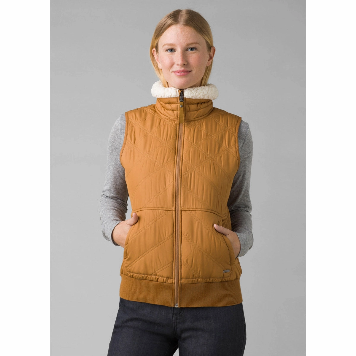 Women'S Esla Vest Hot Pick Deal Mega Online Discount