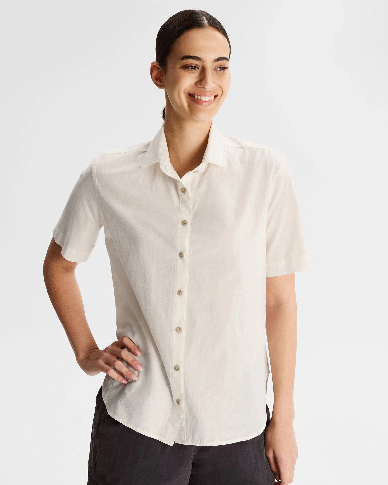 Hot Pick Online Women'S Flaxton Lt Short Sleeve Shirt - White